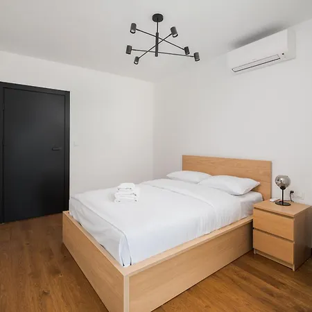 Praga Grochowska Unique By Bookinghost * Warszawa