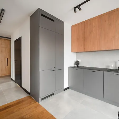 Praga Grochowska Unique By Bookinghost Daire Varşova