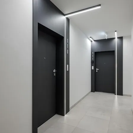 Praga Grochowska Unique By Bookinghost Διαμέρισμα