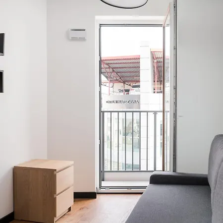 Praga Grochowska Unique By Bookinghost