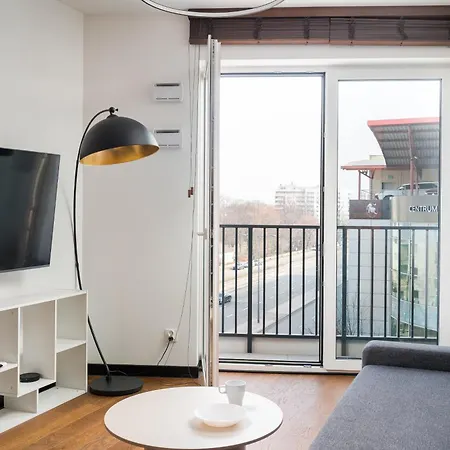 Praga Grochowska Unique By Bookinghost *