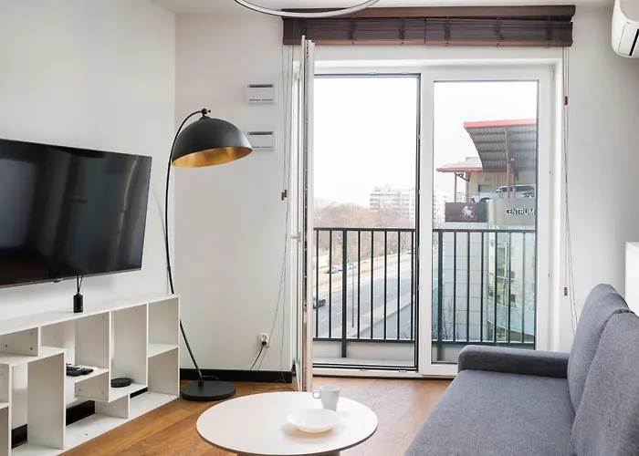 Praga Grochowska Unique By Bookinghost *